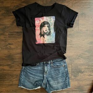 NWOT - Stevie Nicks “Gypsy” distressed t-shirt
